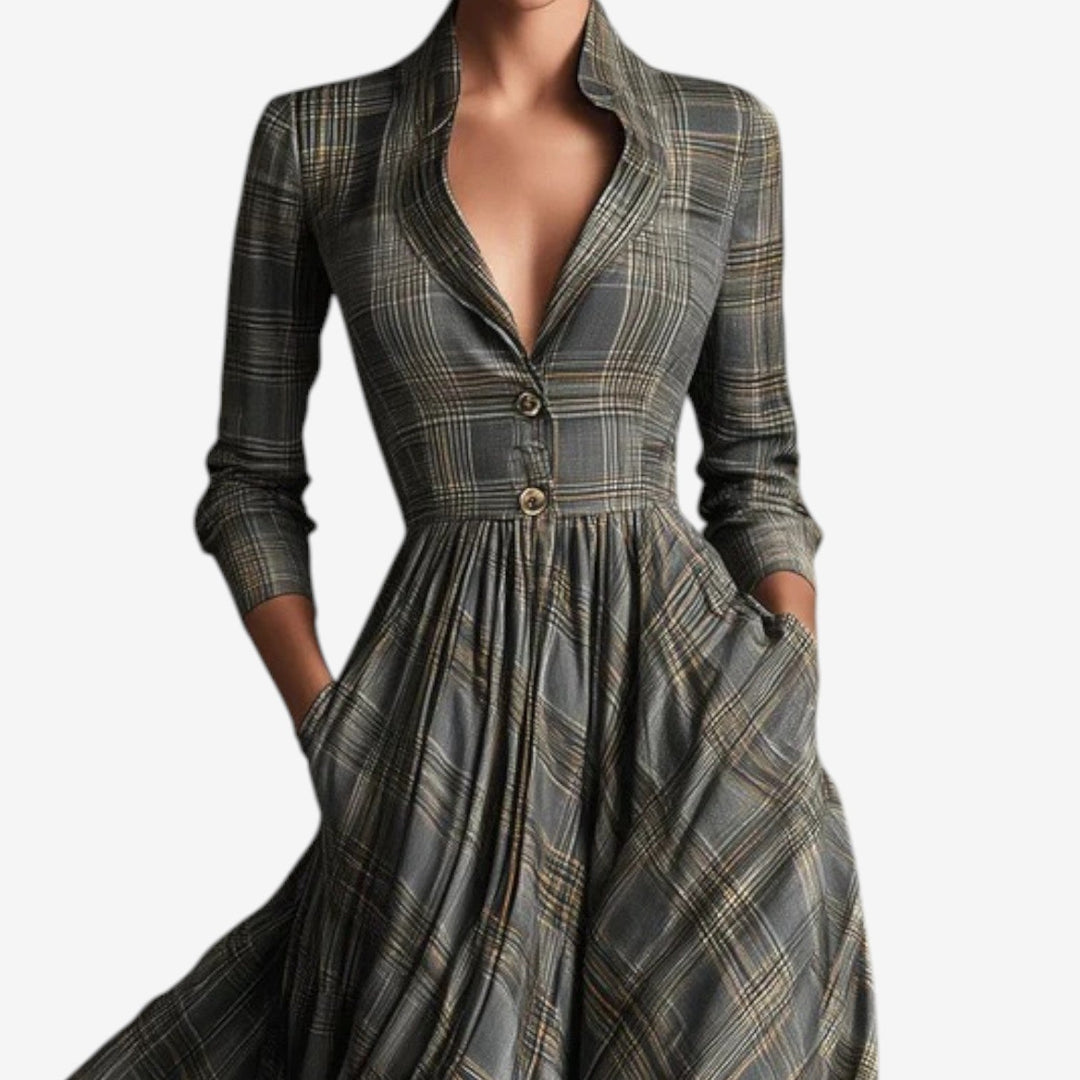 Manuelle | Tyylikäs ruudullinen mekko