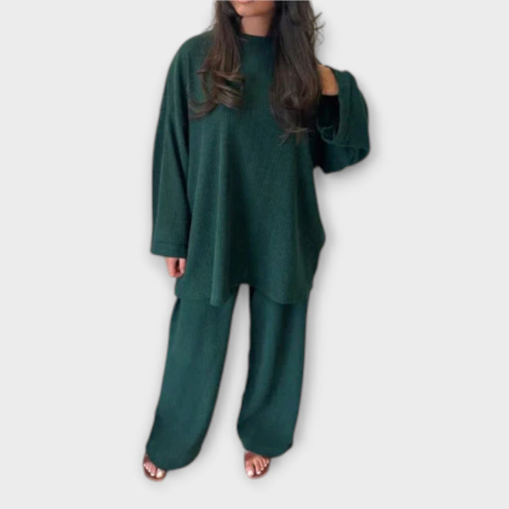 Ingrid - Plus-koon ribbattu setti